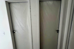 Instalacao-de-portas-e-guarnicoes-3o-pavimento-Torre-02